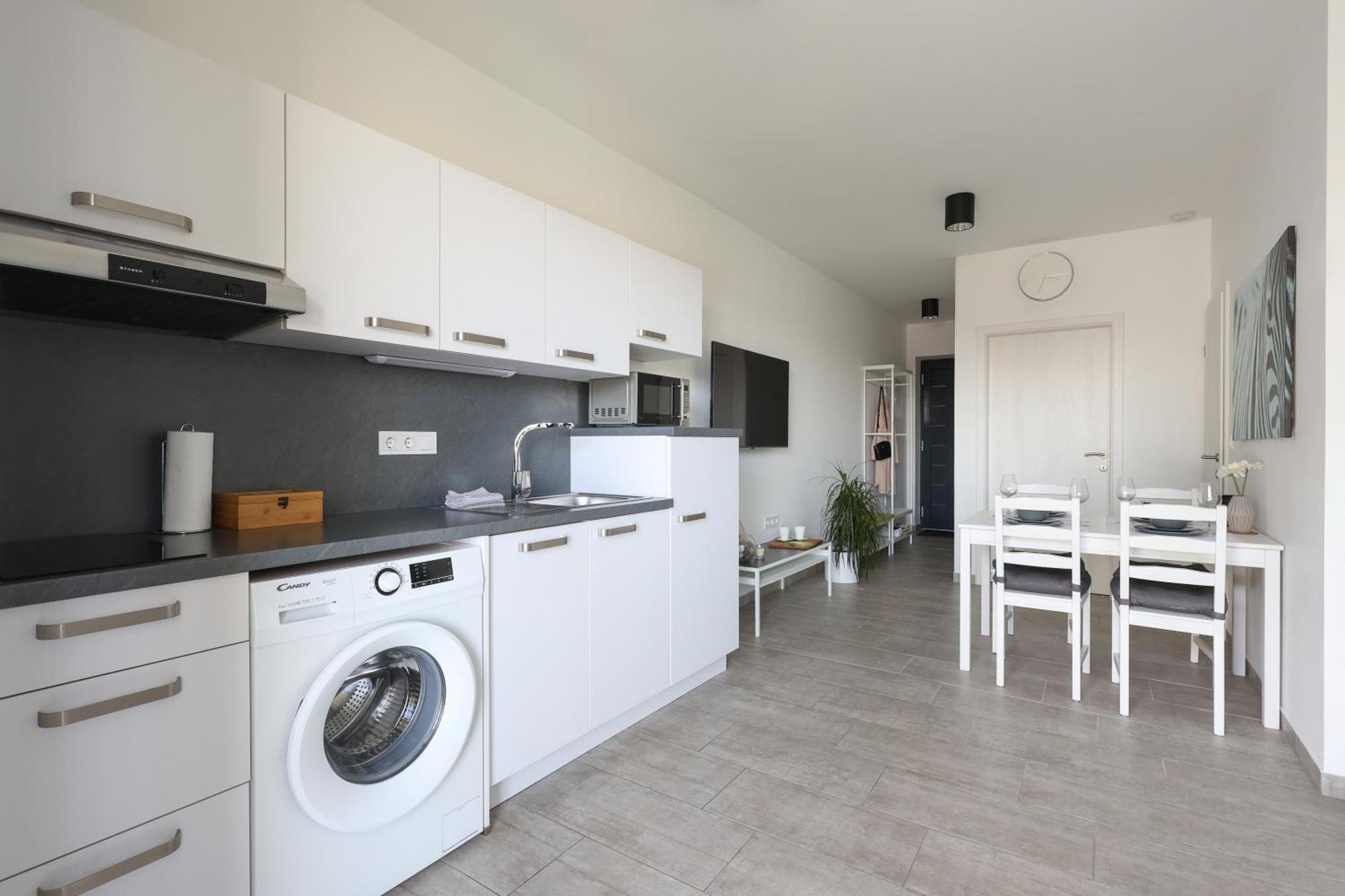 White Mountain Apartment Banovci Esterno foto